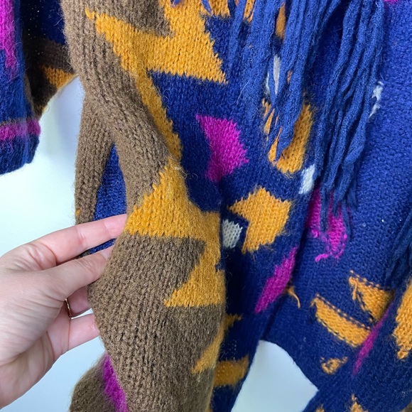 Vintage southwestern wool blend fringe cardigan - Picture 8 of 10